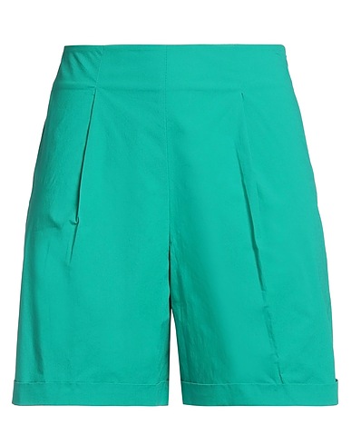 CARACTÈRE Shorts & Bermuda Green 97% Cotton, 3% Elastane
