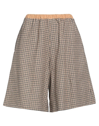 PATOU Shorts & Bermuda Beige 70% Wool, 25% Polyamide, 5% Other Fibres