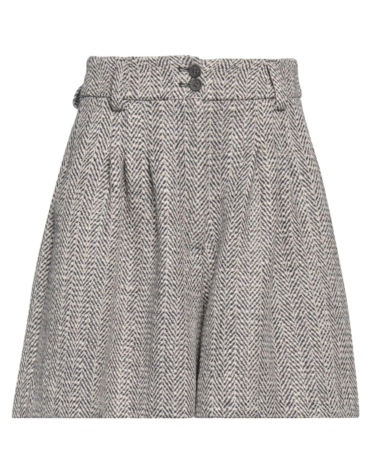 GOLDEN GOOSE - Shorts e bermuda