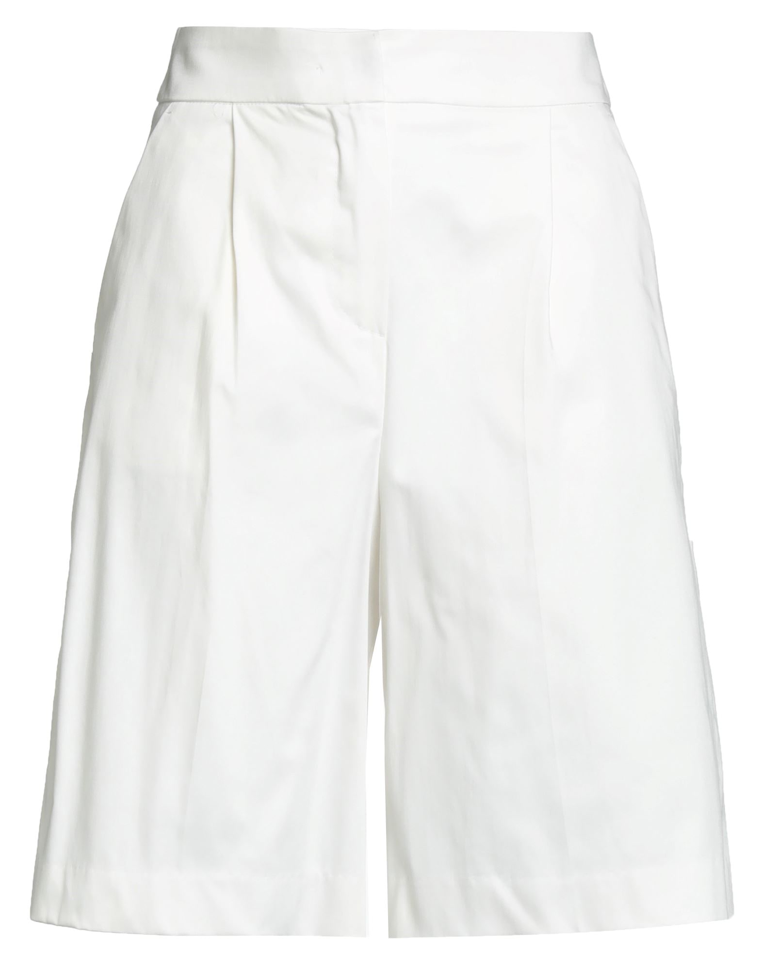 BEATRICE .B - Pantalones cortos y bermudas