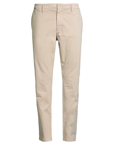GUESS Pantalon 98% Coton, 2% Élasthanne