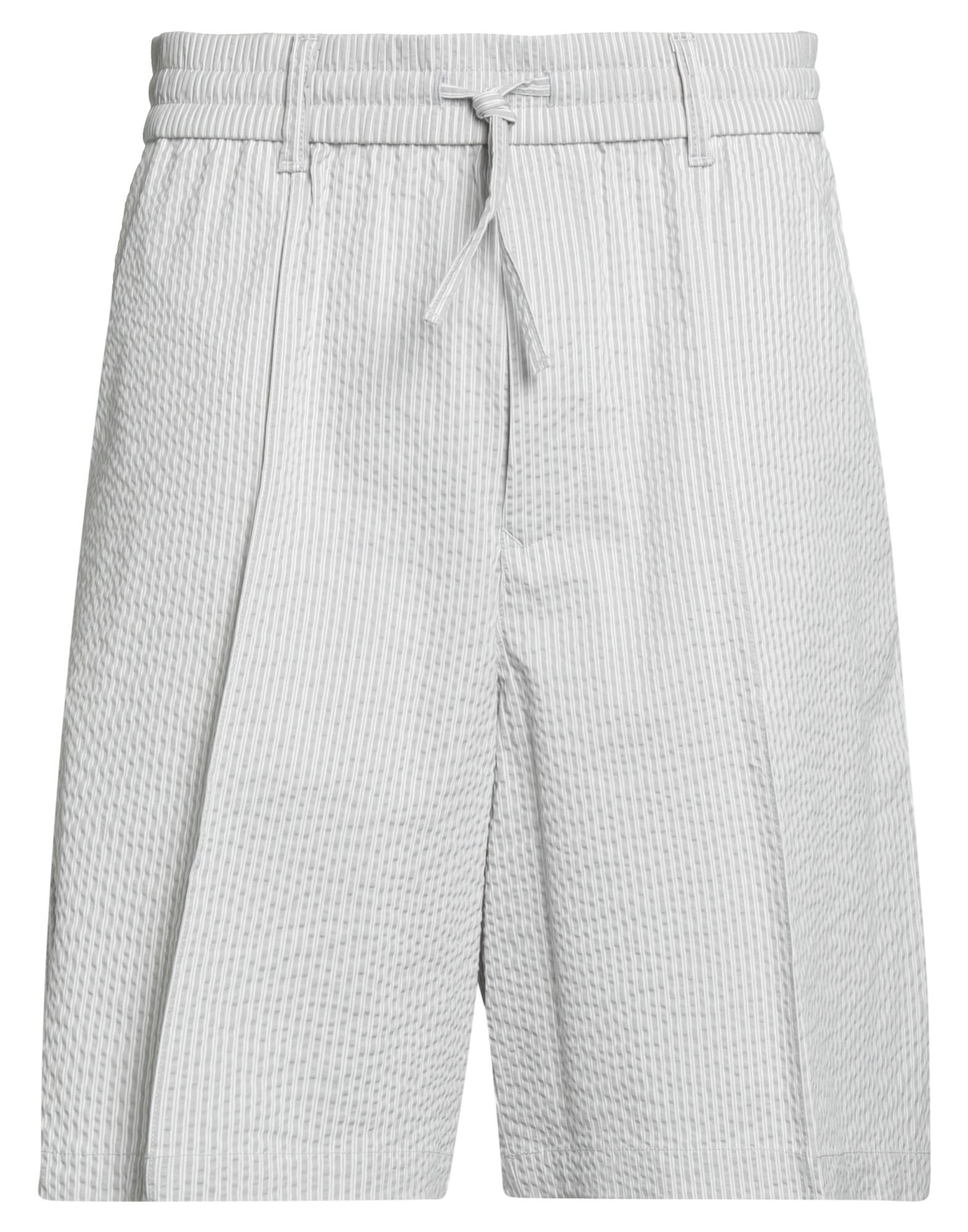 EMPORIO ARMANI - Shorts & Bermuda Shorts