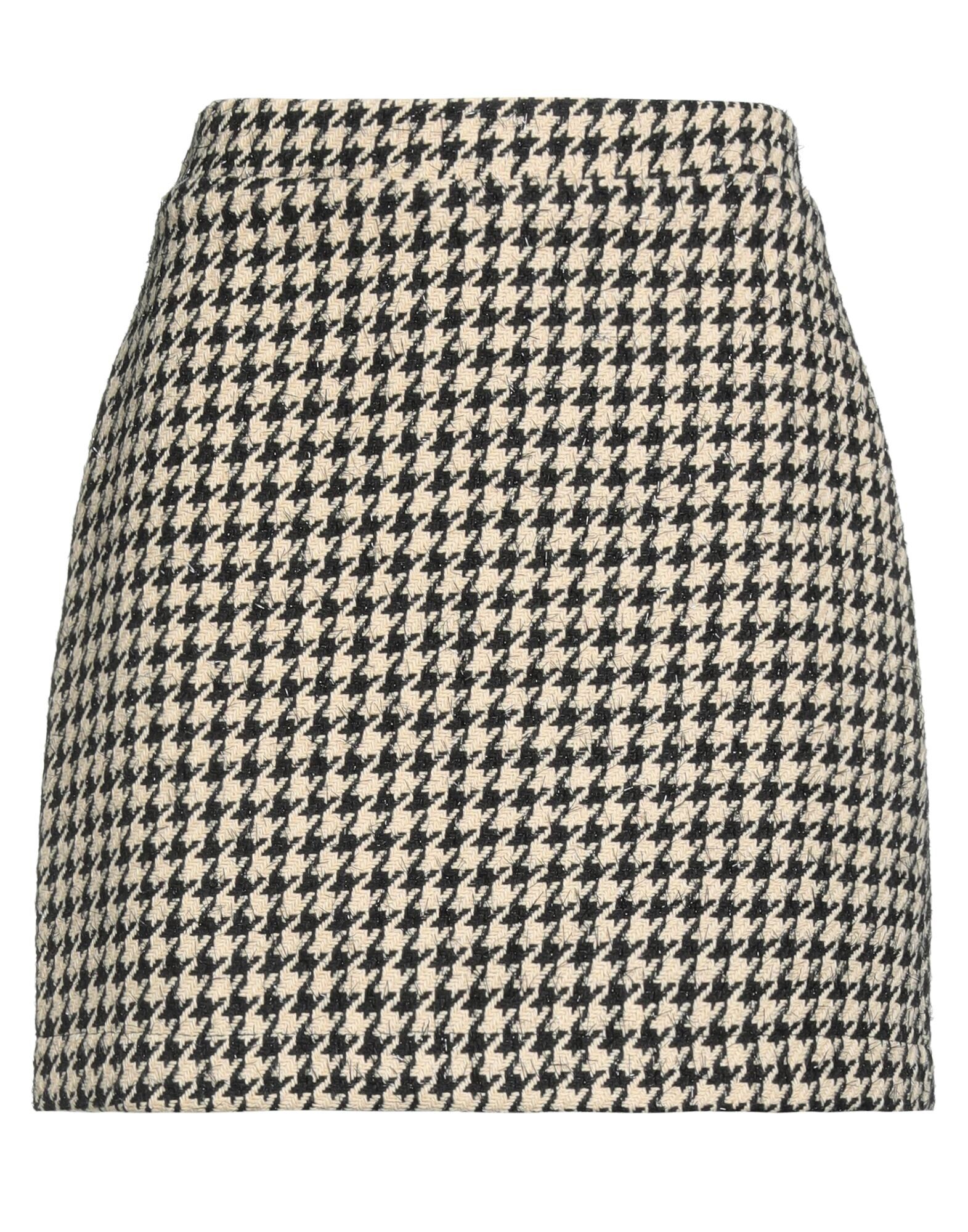 5 PROGRESS - Mini skirts