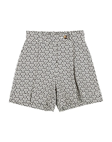 L:Ú L:Ú by MISS GRANT Shorts & Bermuda White 89% Polyester, 11% Elastane