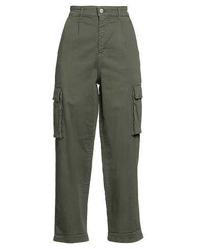 LE STREGHE Casual pants Military green 98% Cotton, 2% Elastane