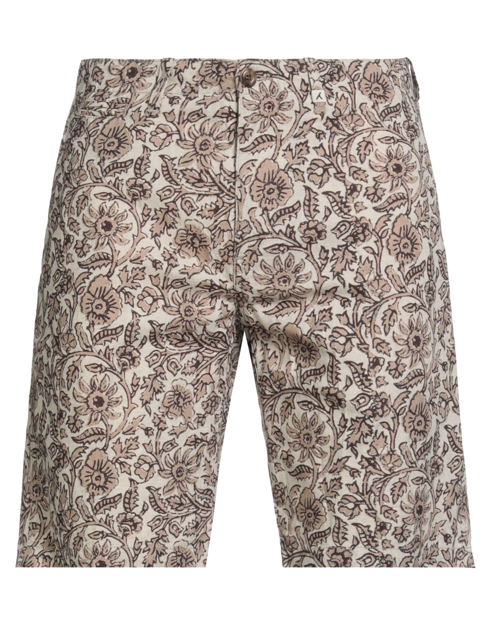 MYTHS - Shorts & Bermuda Shorts