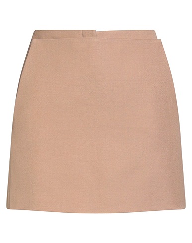 FENDI Shorts & Bermudas Sand 100% Schurwolle, Seide