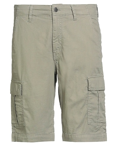 GUESS Shorts & Bermudas Salbeigrün 72% Baumwolle, 25% Leinen, 3% Elastan