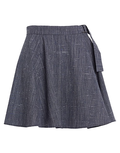 MAX&Co. Mini skirt TABOR
35% Virgin Wool, 34% Polyester, 18% Viscose, 10% Cotton, 3% Textile fibres