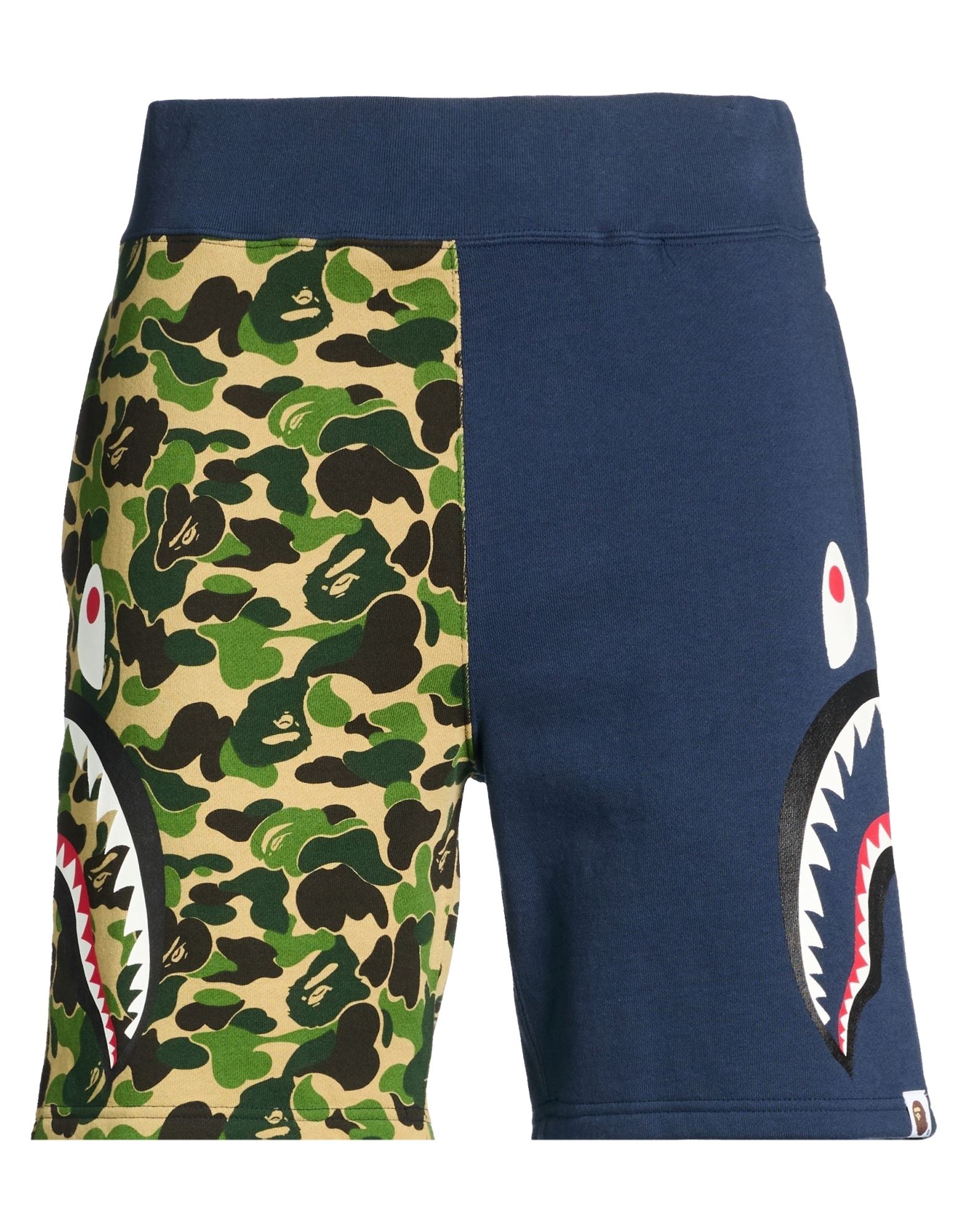 A BATHING APE - Shorts & Bermuda Shorts