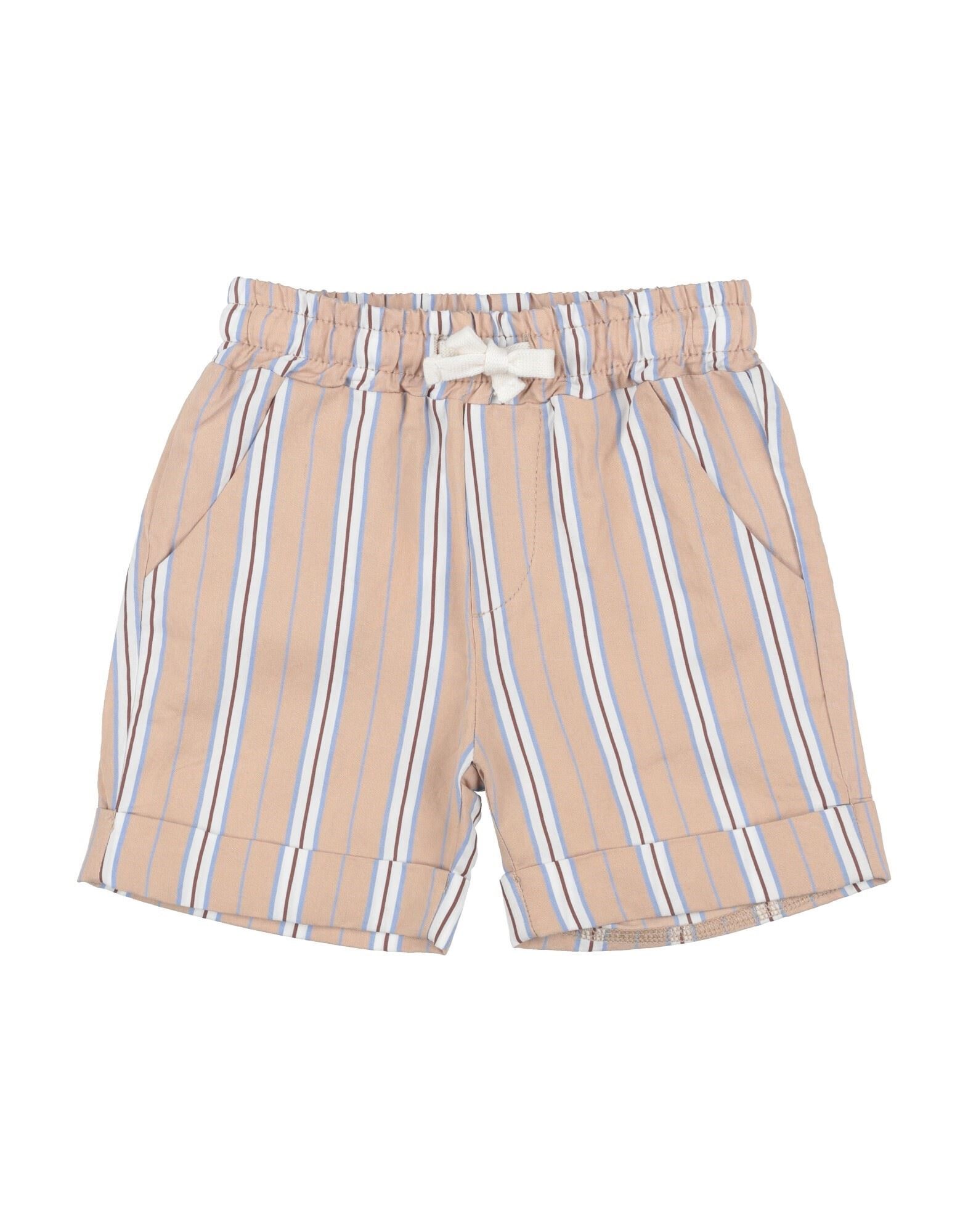 U+É - Шорты и бермуды