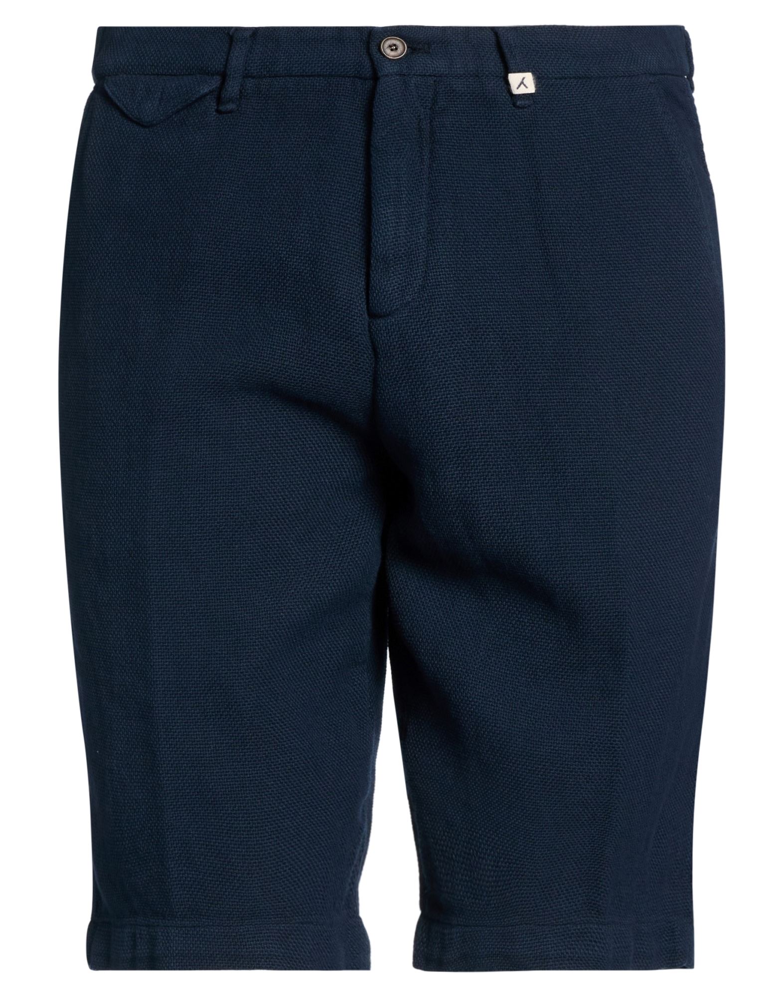 MYTHS - Shorts & Bermuda Shorts