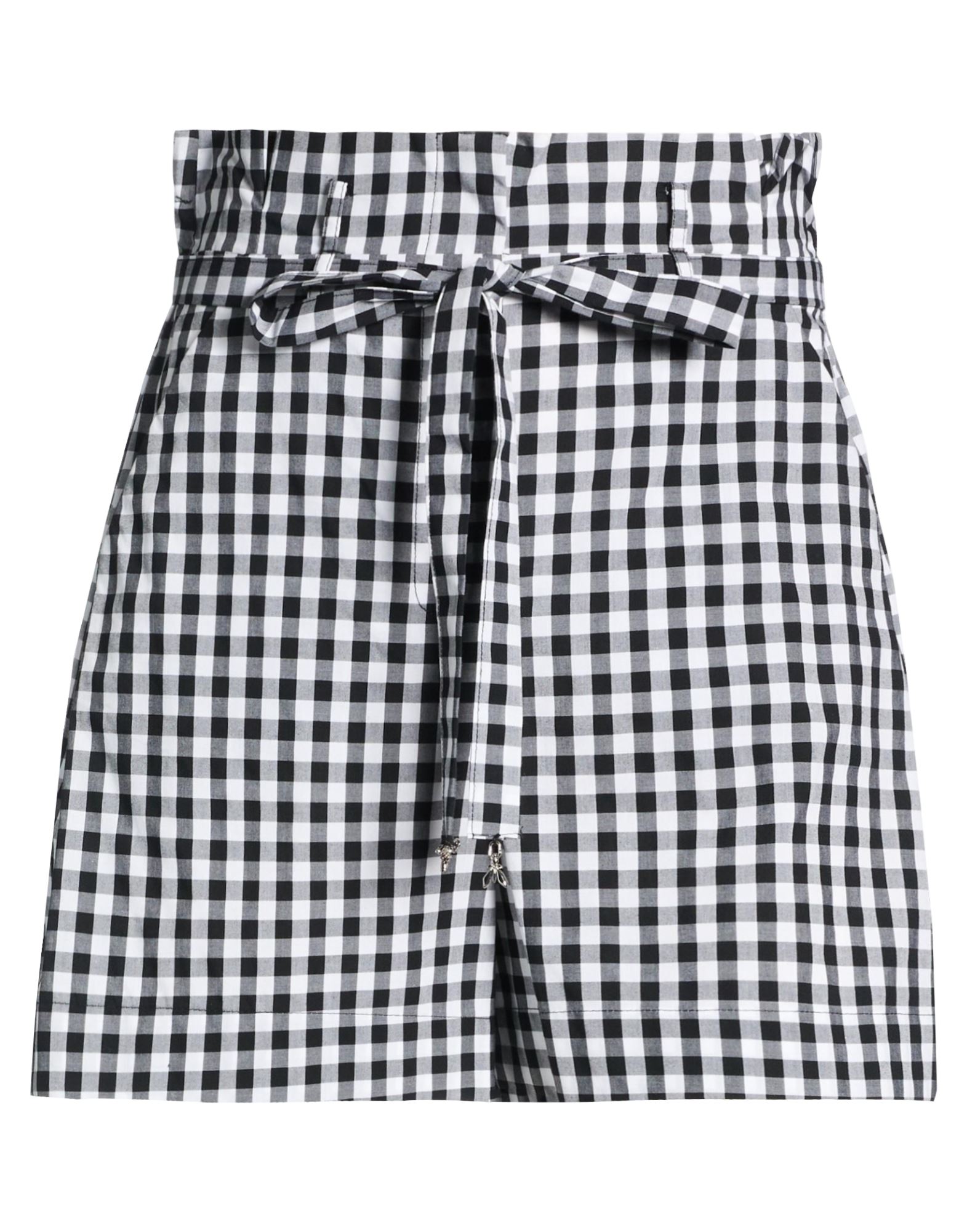 PATRIZIA PEPE - Shorts & Bermuda Shorts