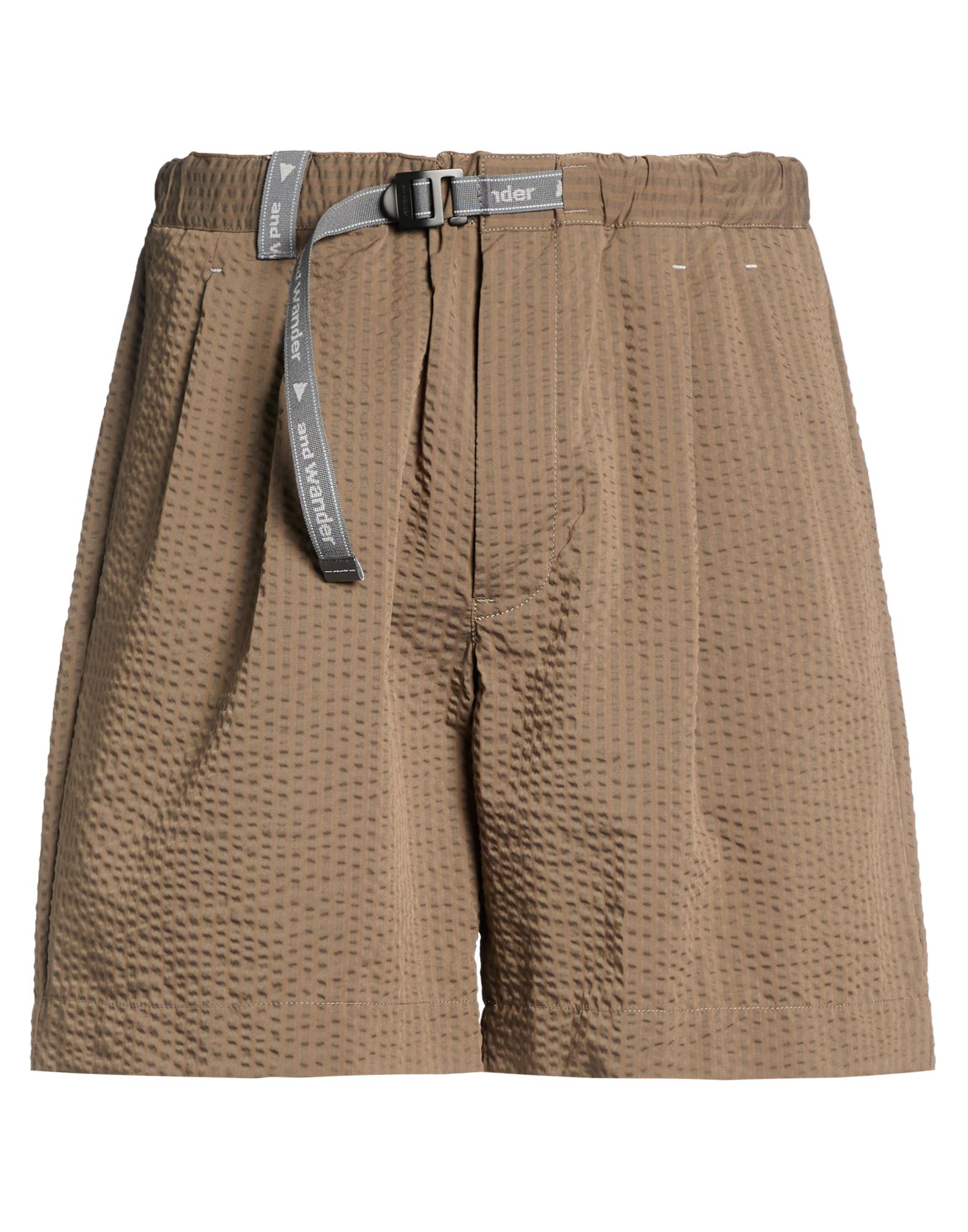 AND WANDER - Шорты и бермуды