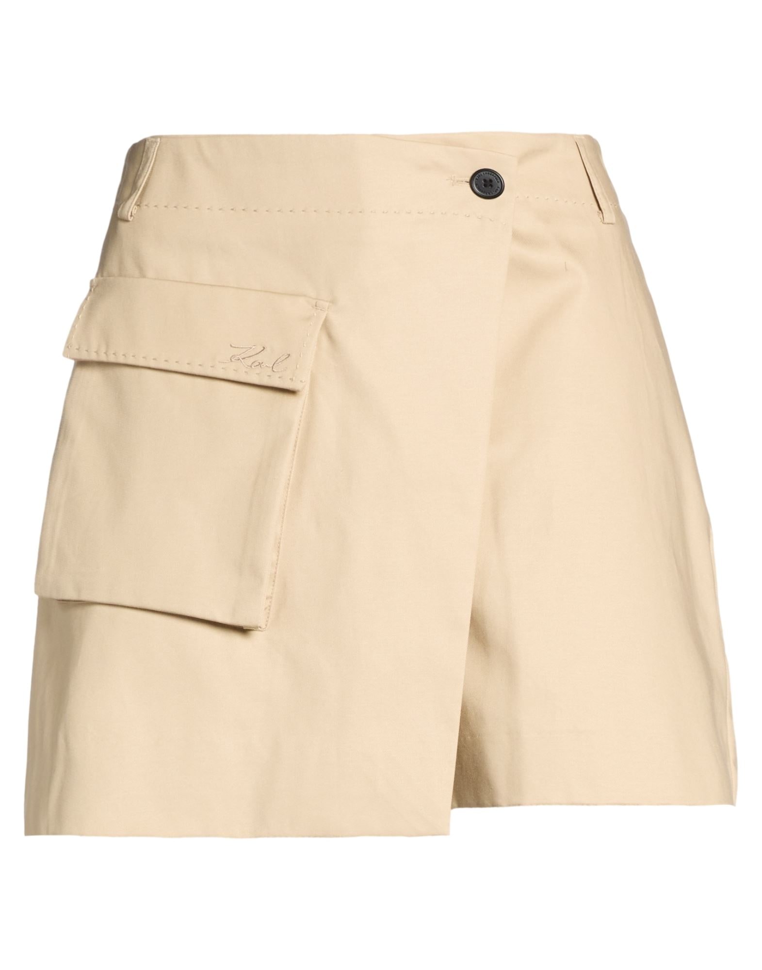 KARL LAGERFELD - ショートパンツ＆バミューダ