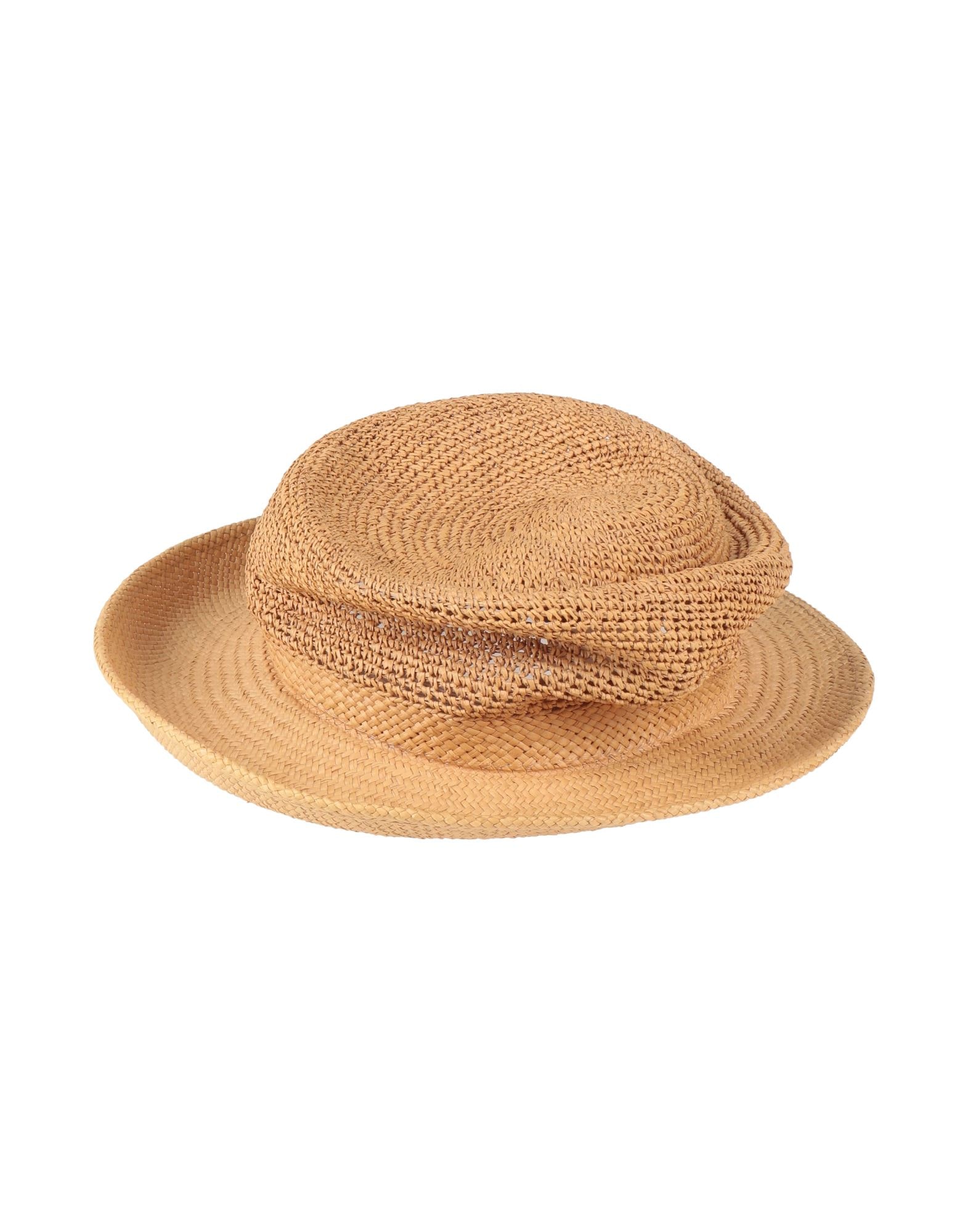 LE CHAPEAU - Hats
