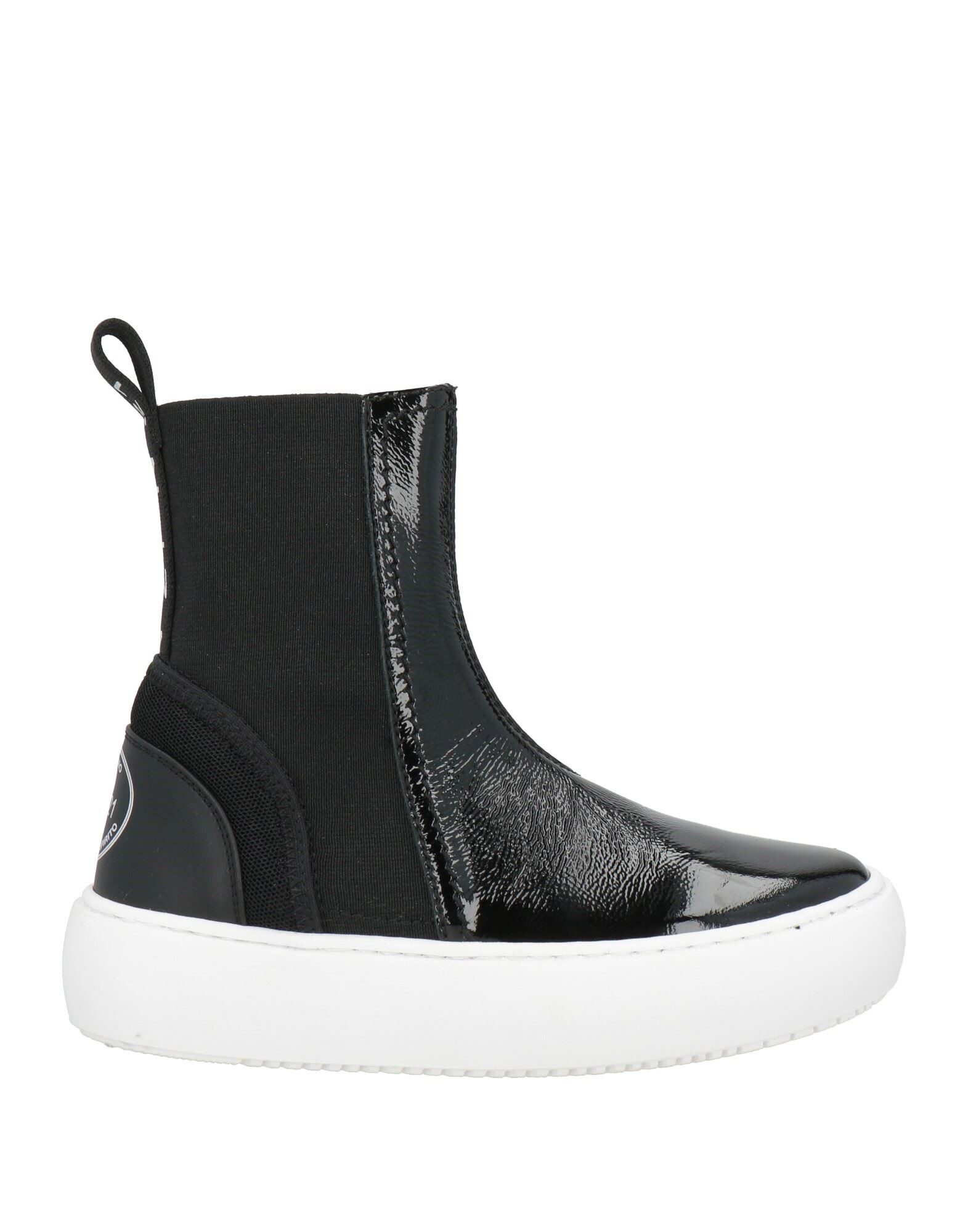 N°21 - Ankle boots