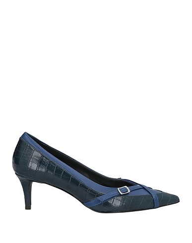 OVYÉ Pump Blue Textile fibers