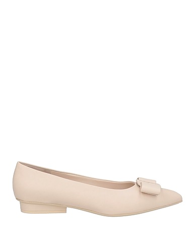 FERRAGAMO Ballet flats Off white Calfskin