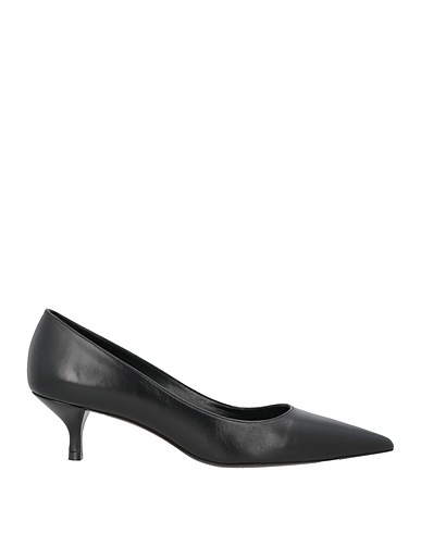 STUART WEITZMAN Pump Black Leather