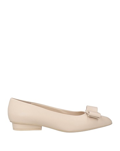FERRAGAMO Ballet flats Ivory Leather