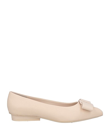 FERRAGAMO Ballet flats Ivory Calfskin