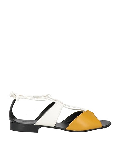 THE OTHER WOMAN Sandalen Senf Kalbsleder