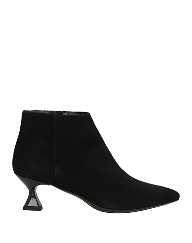 SHOWROOM Ankle boot Black Leather