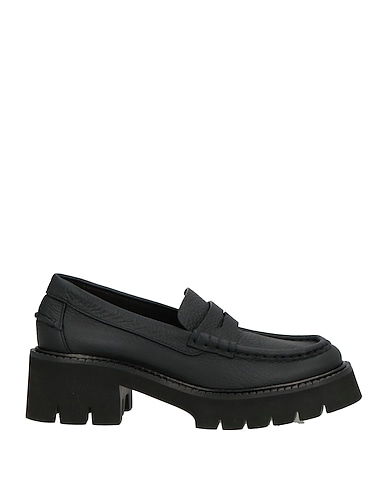 PEDRO GARCÍA Loafers Black Leather