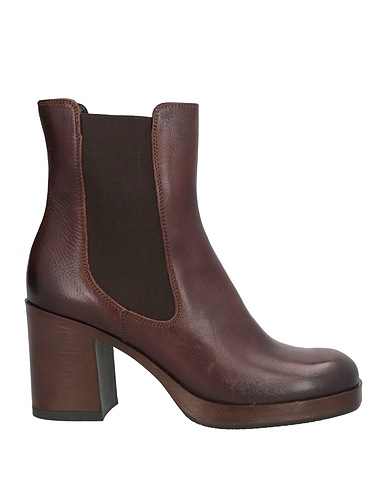 NOA A. Stiefelette Braun Leder