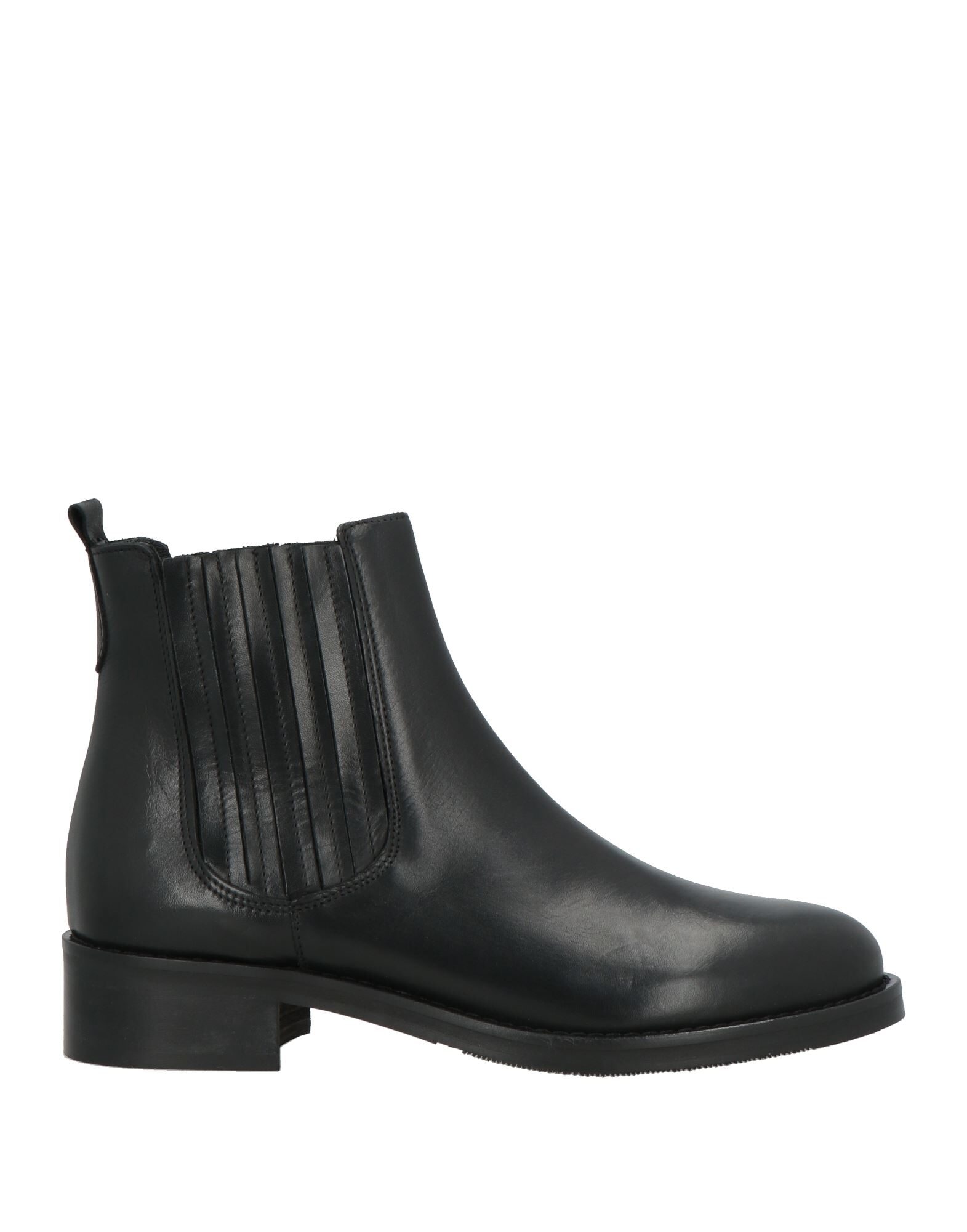 NOA A. - Ankle boots