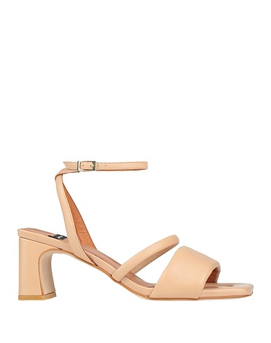 ÁNGEL ALARCÓN Sandals Beige Leather
