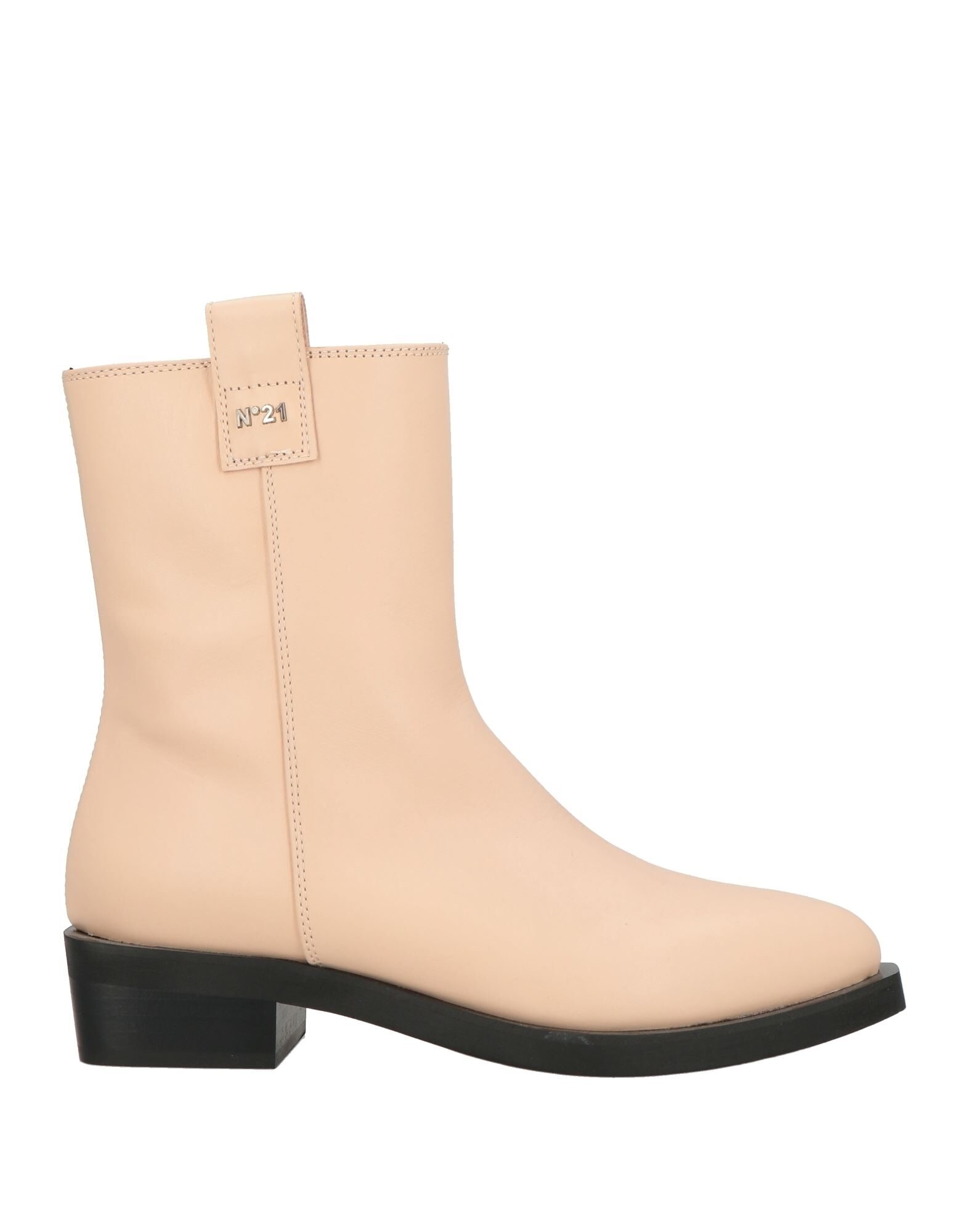 N°21 - Ankle boots