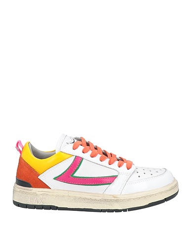 HTC Sneakers White Leather