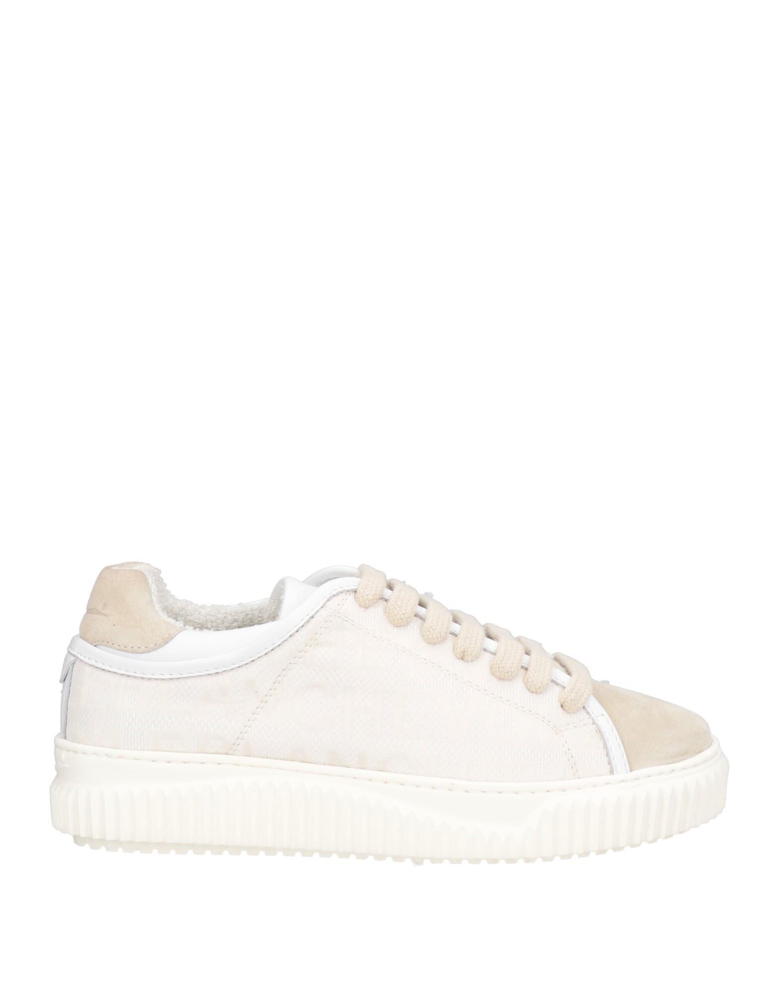 VOILE BLANCHE - Trainers