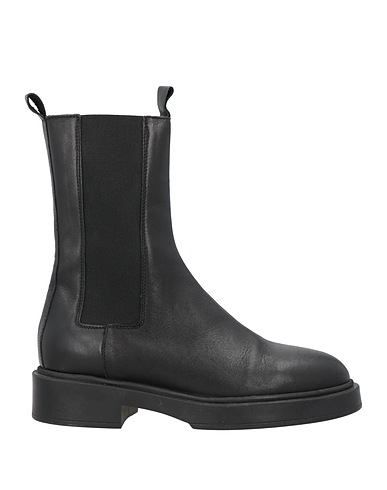 THE ICONA Ankle boot Black Calfskin