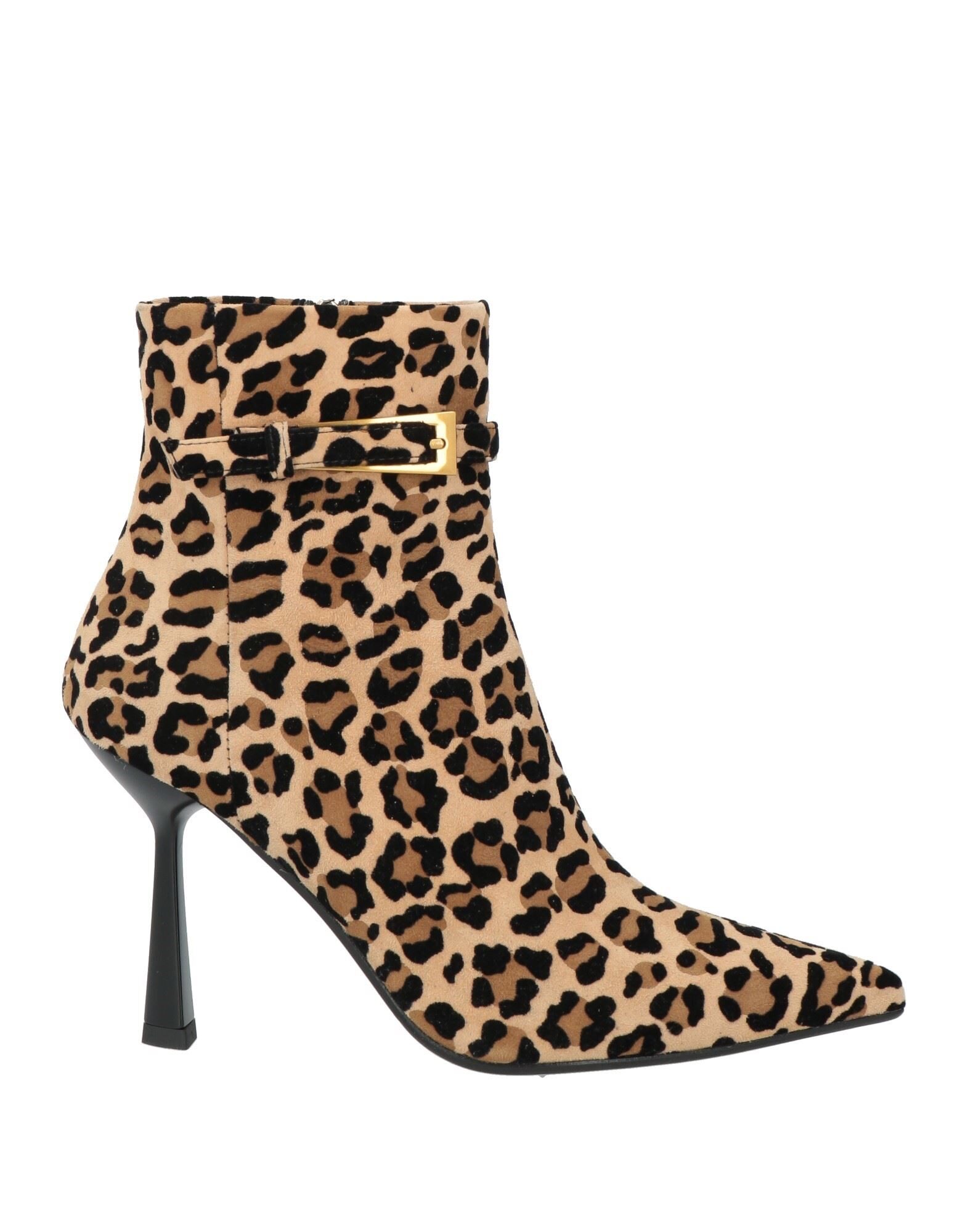 NICOLE BONNET Paris - Ankle boots