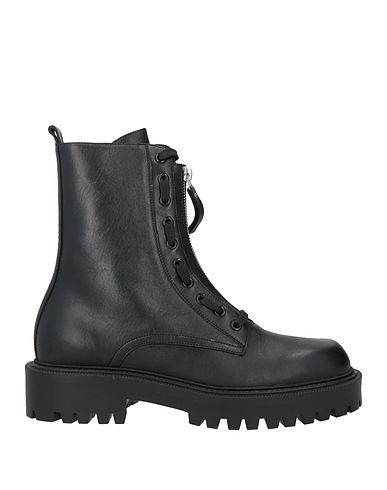 VIC MATIĒ Ankle boot Black Leather