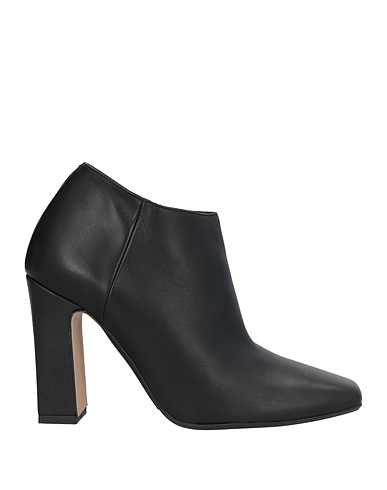 MATTEO PITTI Bologna Ankle boot Black Leather