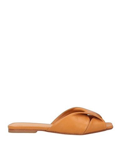 THEORY Sandals Tan Calfskin
