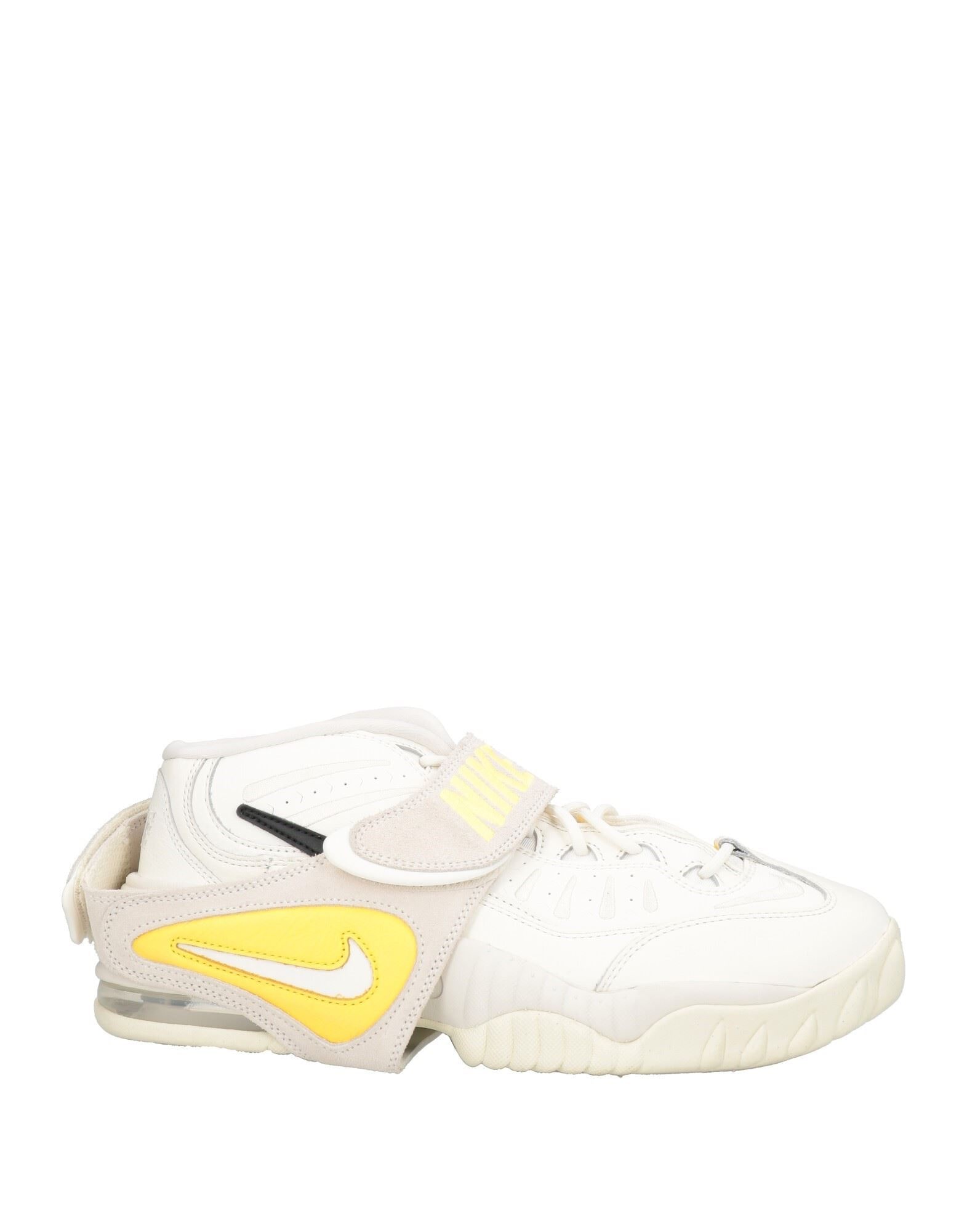 NIKE - スニーカー