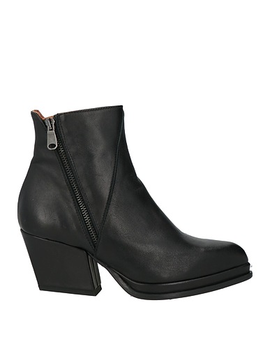 CURIOSITÉ ショートブーツ ブラック 牛革(カーフ)