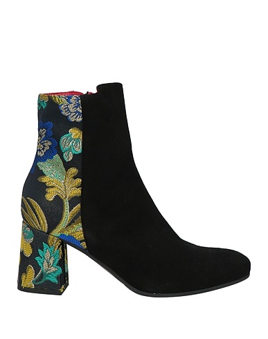 VILLAMORI Ankle boot Black Leather, Textile fibres