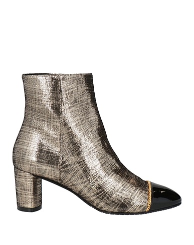 STUART WEITZMAN Полусапоги и высокие ботинки Кожа