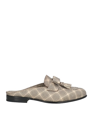 FERRAGAMO Mules and clogs Beige Calfskin