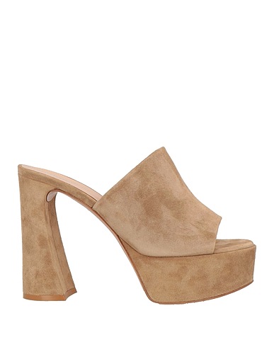 GIANVITO ROSSI Sandals Camel Leather