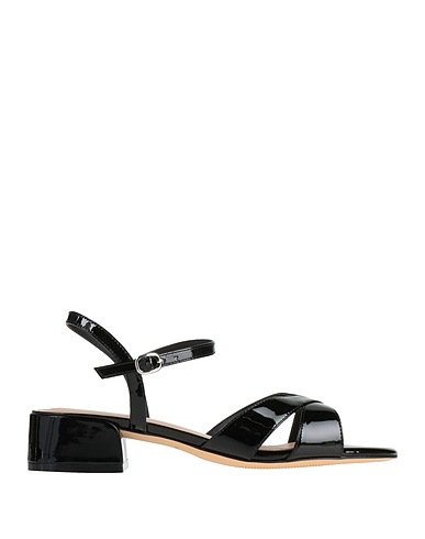 STUART WEITZMAN Sandals Leather