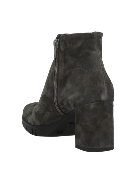 EMMENNE by MARTINA NANNI Полусапоги и высокие ботинки