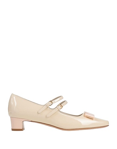 FERRAGAMO Court Ivory Calfskin