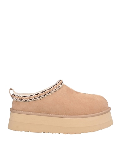 DIVINE FOLLIE Mules and clogs Light brown Shearling